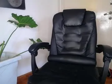 _Monic_ – webcam model profile photo Image 2