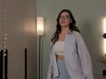 AngelinaTeller – webcam model profile photo Image 7