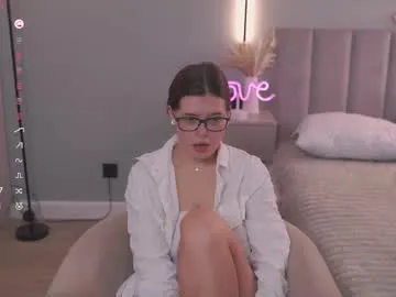 AngelinaTeller – webcam model profile photo Image 9