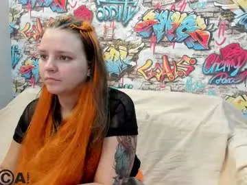KarolineNeuer – webcam model profile photo Image 5