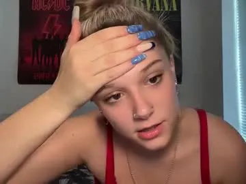 emilyxhott – webcam model profile photo Image 14