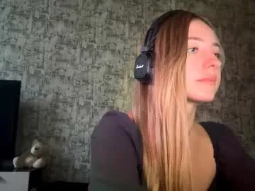 lookingforlona – webcam model profile photo Image 8