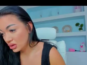 Petite_minette30 – webcam model profile photo Image 9