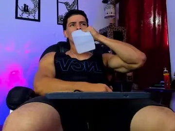 MayaRouse – webcam model profile photo Image 2