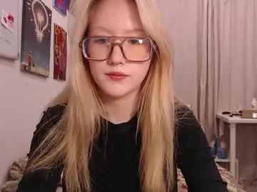 lilian_starfire – webcam model profile photo Image 16