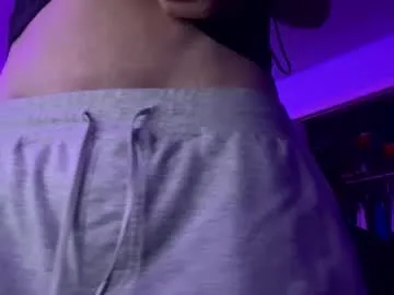 priya_sharma02 – webcam model profile photo Image 4