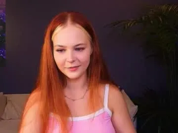 KarolineNeuer – webcam model profile photo Image 10