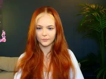 KarolineNeuer – webcam model profile photo Image 3