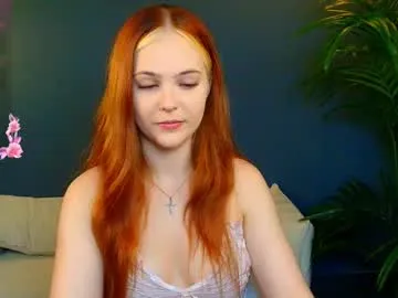 KarolineNeuer – webcam model profile photo Image 4