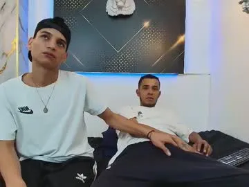 Alirawrz – webcam model profile photo Image 9