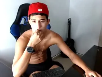 Tatoo_girl – webcam model profile photo Image 3