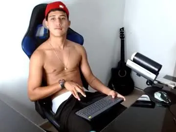 Tatoo_girl – webcam model profile photo Image 6