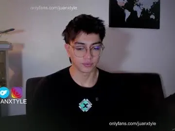 Lena_Blom – webcam model profile photo Image 11