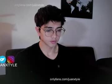 Lena_Blom – webcam model profile photo Image 4