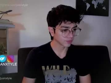 Lena_Blom – webcam model profile photo Image 6