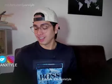 Lena_Blom – webcam model profile photo Image 8