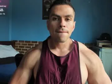 mon1_day – webcam model profile photo Image 17