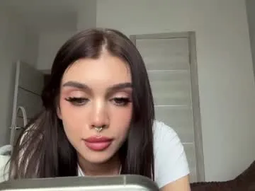 karina_amiri Image 12
