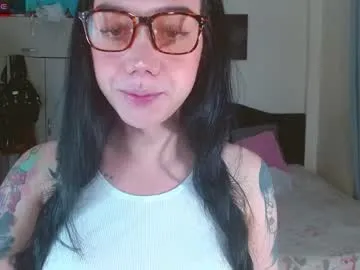 Lana-Grey – webcam model profile photo Image 9