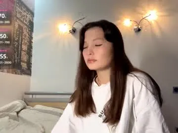 Yui-Ch06 – webcam model profile photo Image 6