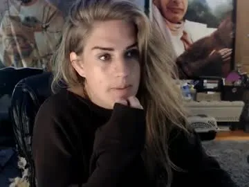 LiliBanger – webcam model profile photo Image 10