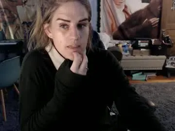 LiliBanger – webcam model profile photo Image 17