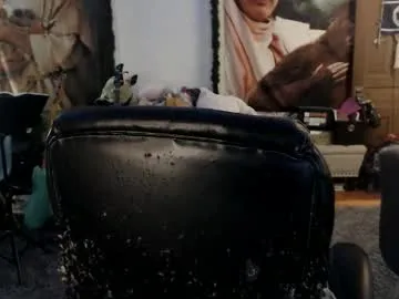 LiliBanger – webcam model profile photo Image 9