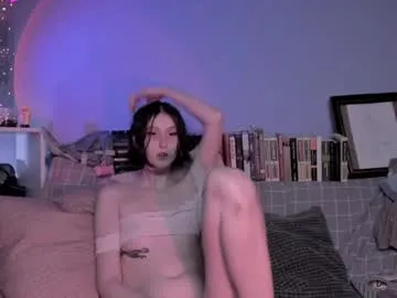TastyTiffy – webcam model profile photo Image 6