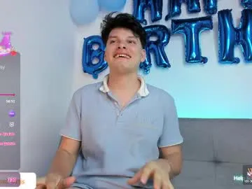 JayJayPink – webcam model profile photo Image 18