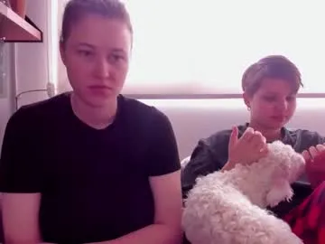 Bambi-Live – webcam model profile photo Image 2