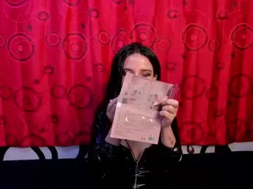 jannemary – webcam model profile photo Image 5