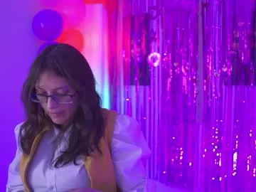 HornyMom_ – webcam model profile photo Image 16