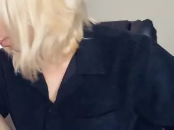 __Miray__ – webcam model profile photo Image 10