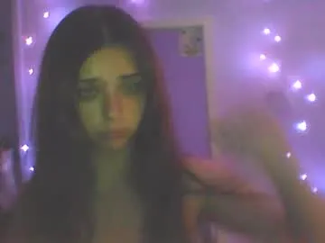 valerie_james3 – webcam model profile photo Image 4