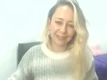 lucillabollente – webcam model profile photo Image 16
