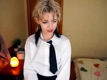 liliandaniels Image 6