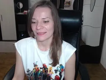 DoriDeluxe66 – webcam model profile photo Image 3