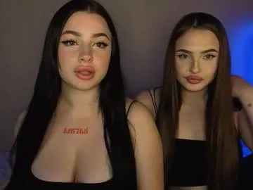 Love_bitess – webcam model profile photo Image 10