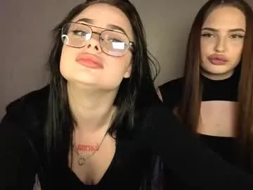 Love_bitess – webcam model profile photo Image 8