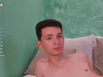 VixenCapri – webcam model profile photo Image 5