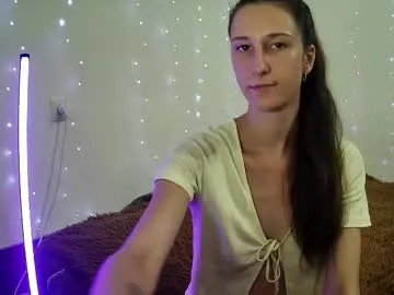 yesonee – webcam model profile photo Image 2