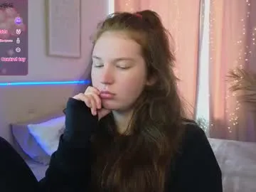 lilmisscutie – webcam model profile photo Image 7