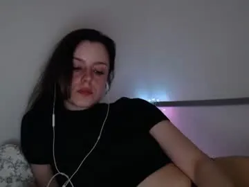 mon1_day – webcam model profile photo Image 2