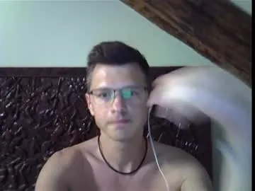 emilyxhott – webcam model profile photo Image 12