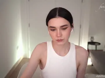 Alexandra_duque – webcam model profile photo Image 5