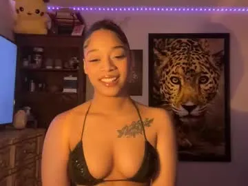 CaseyCumFace – webcam model profile photo Image 4