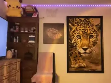 CaseyCumFace – webcam model profile photo Image 5