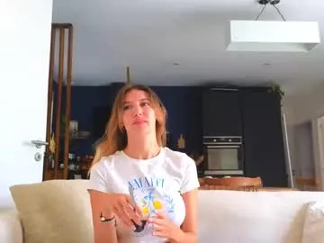 miss_diamond__ – webcam model profile photo Image 6