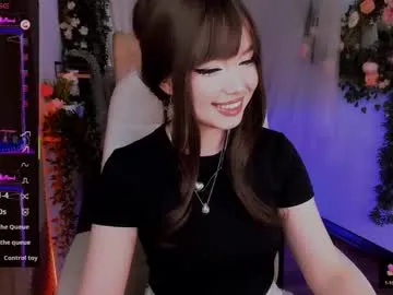 mc-Olivia – webcam model profile photo Image 6