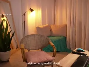madisonlara Image 17